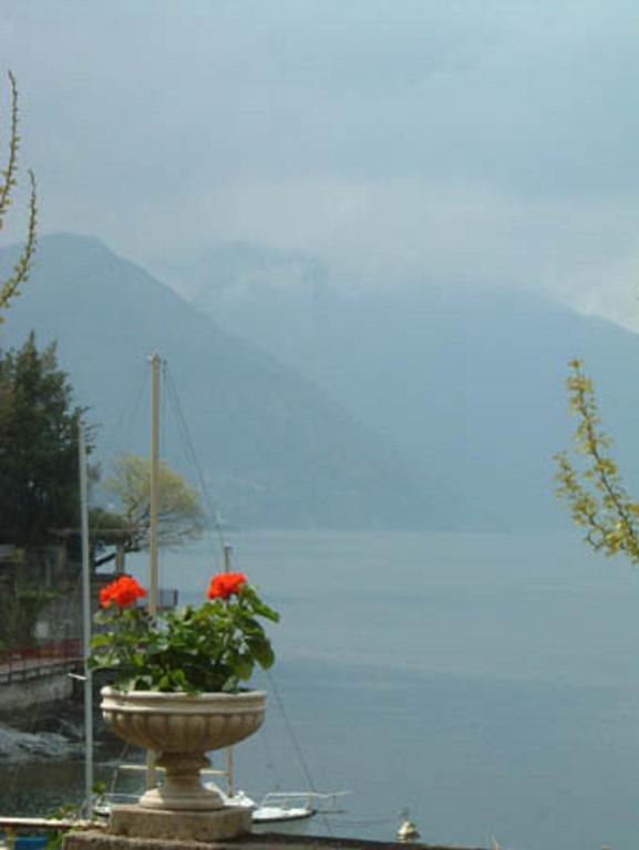 Villa Torretta Varenna Room photo